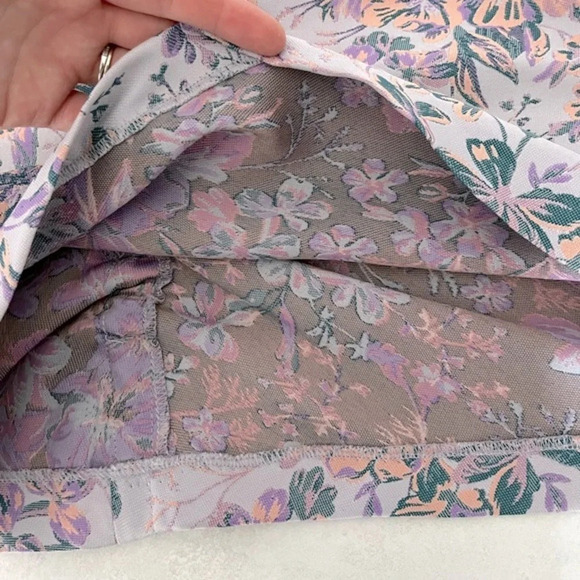 Zara/ Breathtaking brocade mini  skirt/ Gathered side/ Size US XS - Picture 7 of 15